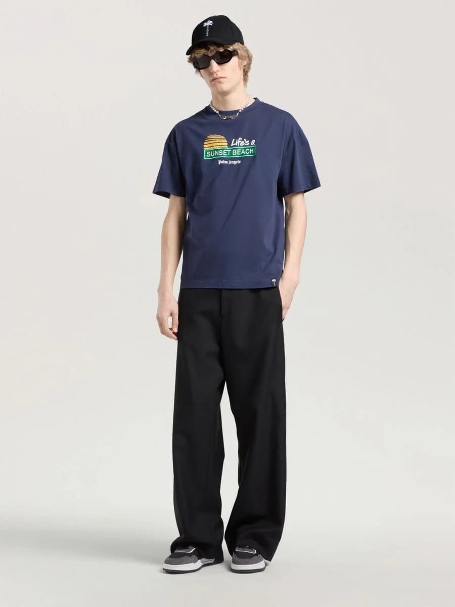Sunset Signal Regular T-Shirt in Navy Blue - Green — on model